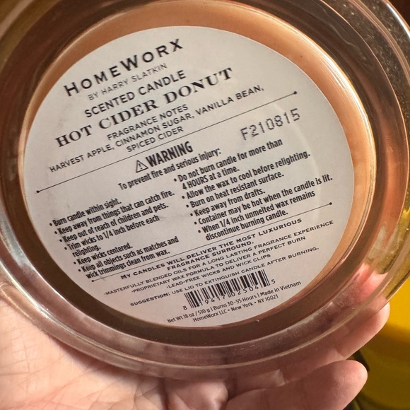 HomeWorx Hot Cider Donut Scented Candle - Picture 2 of 3